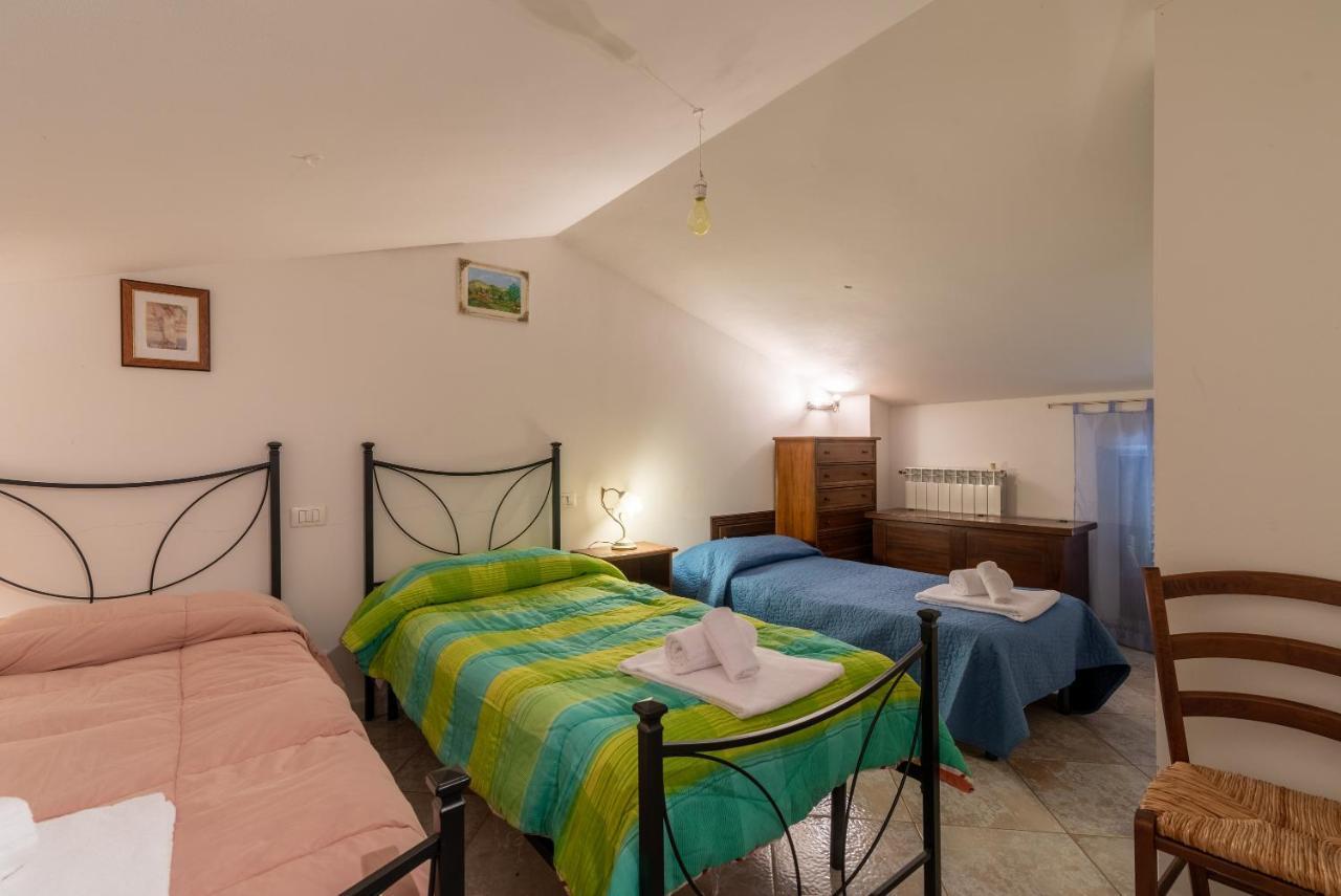 Papa Giuseppe Il Fienile Villa Cortona Buitenkant foto